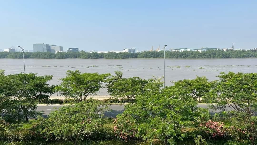 Bán đất đầu tư Trần Qúy Kiên TML Q.2 giá 300 triệu/m2 trực diện sông 10x24m 8 tầng Đoan 0902266630