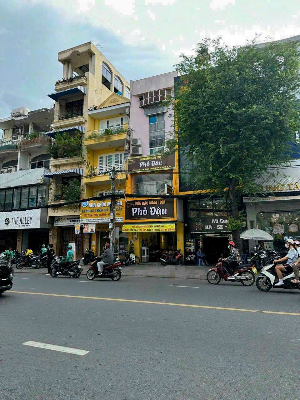 Bán nhà siêu vị trí - tòa building Nguyễn Thái Bình, Quận 1 (8.5 x 25m) hầm 8 tầng giá 100 tỷ