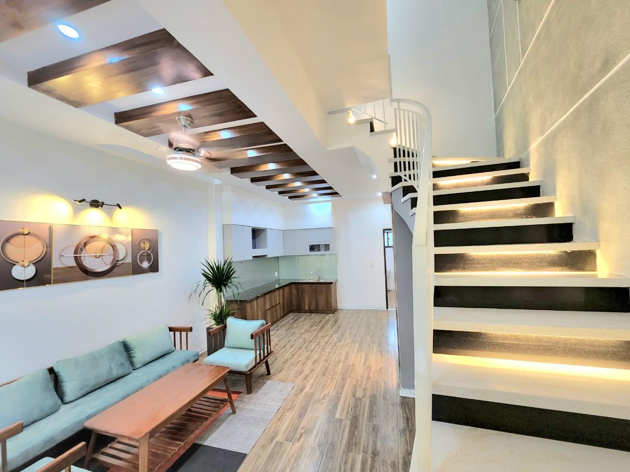 3 Tầng Nhà Mới_Hẻm 5m Xe Hơi Thông Nguyễn Oanh_70m2 4PN 5WC Giá chỉ 6,7 tỷ