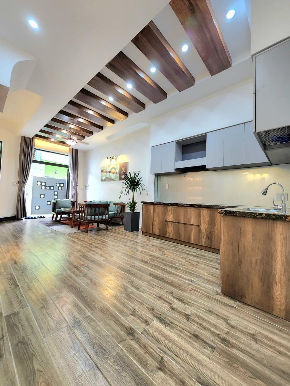 HXH 6m Hoàng Hoa Thám 3.5 x13m (CN 45m2) nhà đẹp 4.9 tỷ