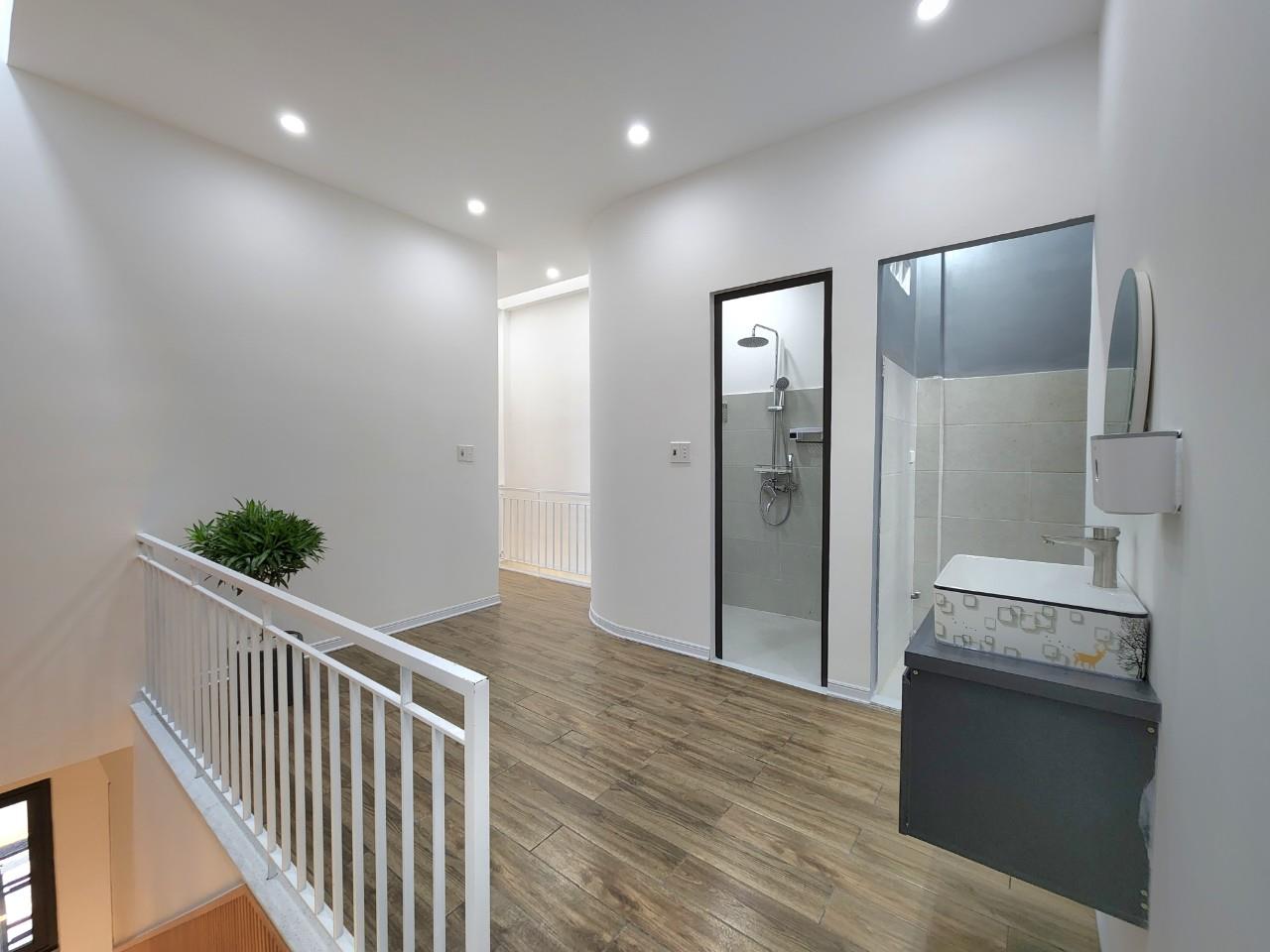 HXH 6m Hoàng Hoa Thám 3.5 x13m (CN 45m2) nhà đẹp 4.9 tỷ