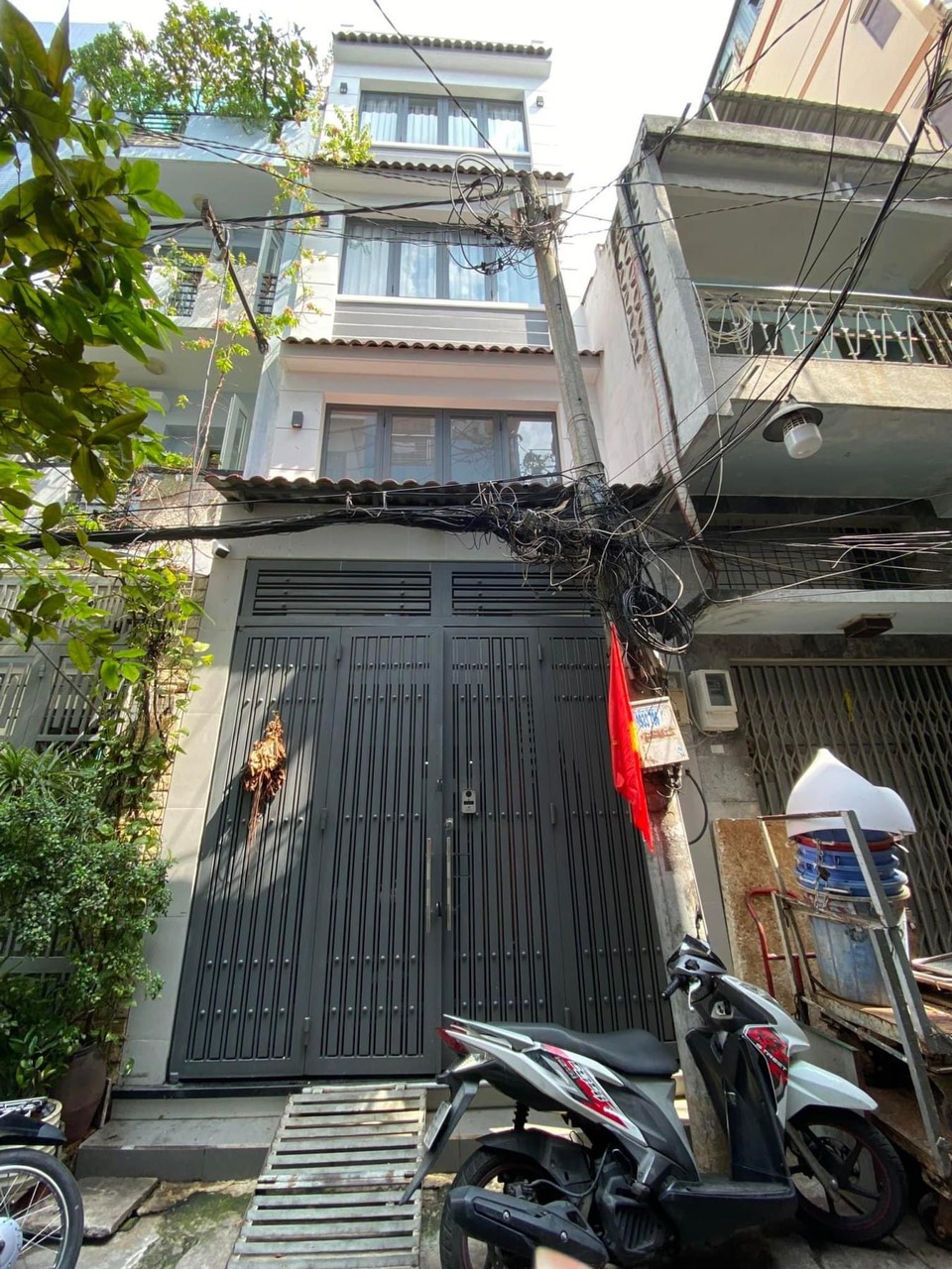  Bán nhà VIP mặt tiền Phó Cơ Điều Q.11, DT: 5x20m. 3 lầu, đangcho thuê 55tr/th, giá 21 tỷ