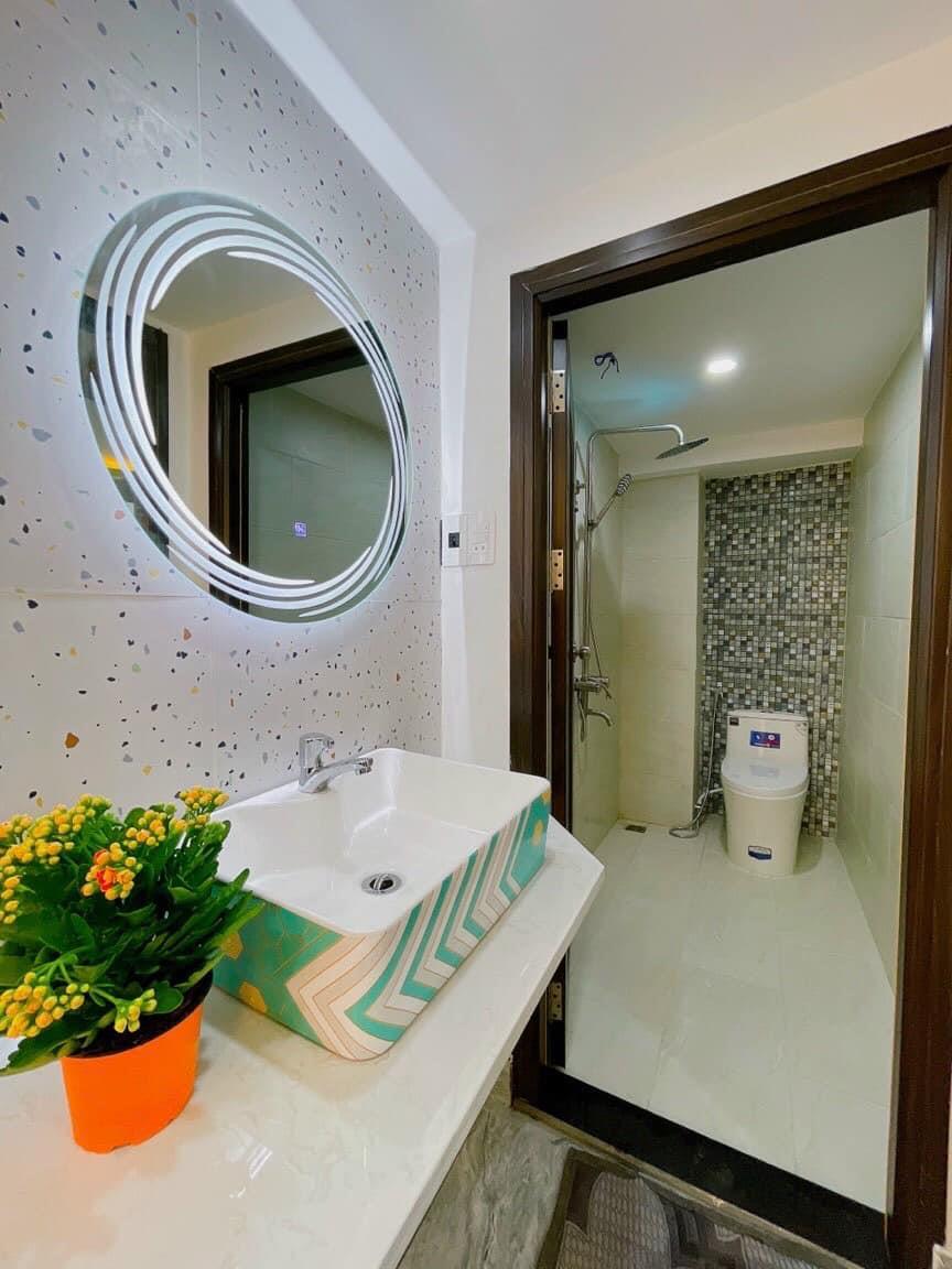 Cần Bán Gấp Nhà Mới 5T x 42m2_Giá 6 tỷ giảm 1,2 tỷ gần Phan Xích Long