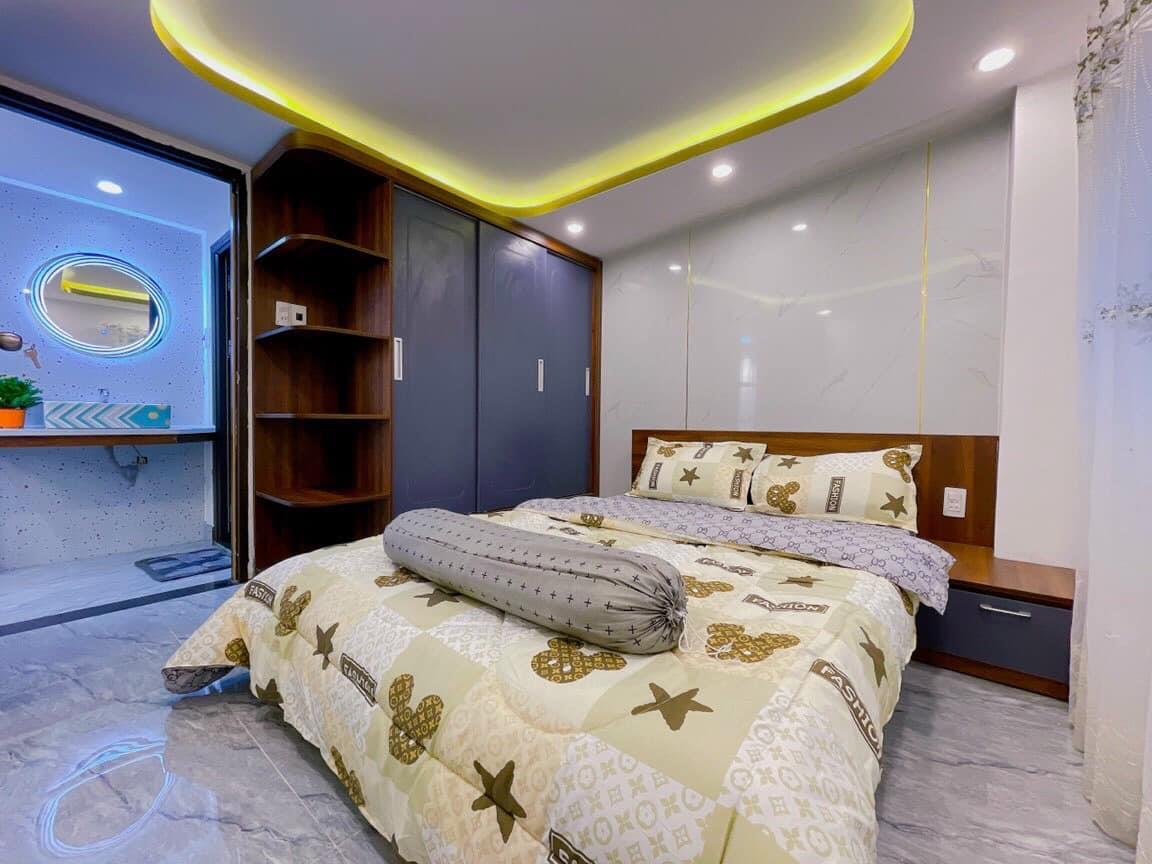 Cần Bán Gấp Nhà Mới 5T x 42m2_Giá 6 tỷ giảm 1,2 tỷ gần Phan Xích Long
