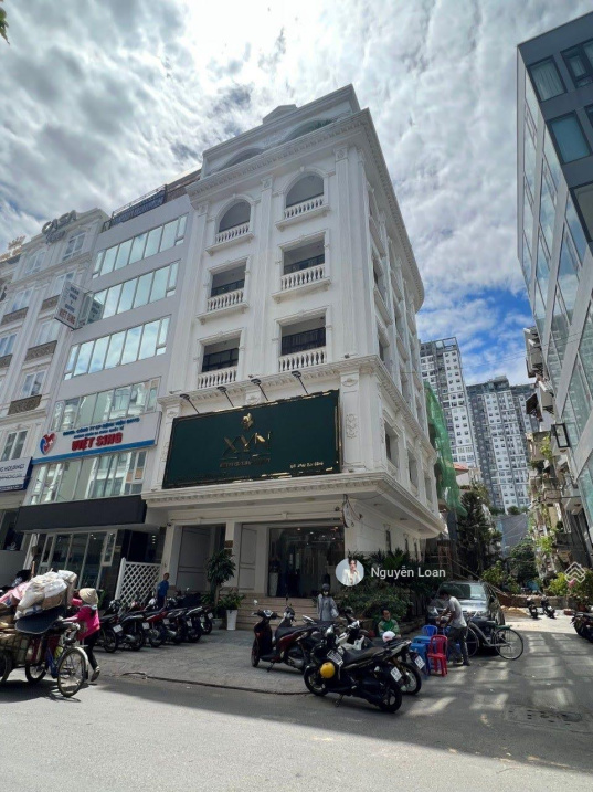Gía siêu tốt bán gấp tòa nhà góc hai mặt tiền Thành Thái DT: 6,5x17,5m 6 tầng sân thượng gía 42 tỷ