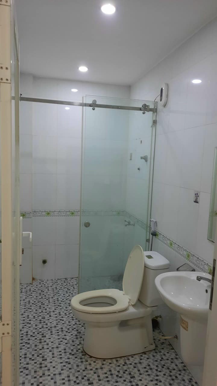 HẺM XE HƠI SÁT MẶT TIỀN TRẦN QUANG DIỆU,QUẬN 3,NGANG 5M KINH DOANH ĐỈNH,3 TẦNG 68M2,NHỈNH 8 TỶ