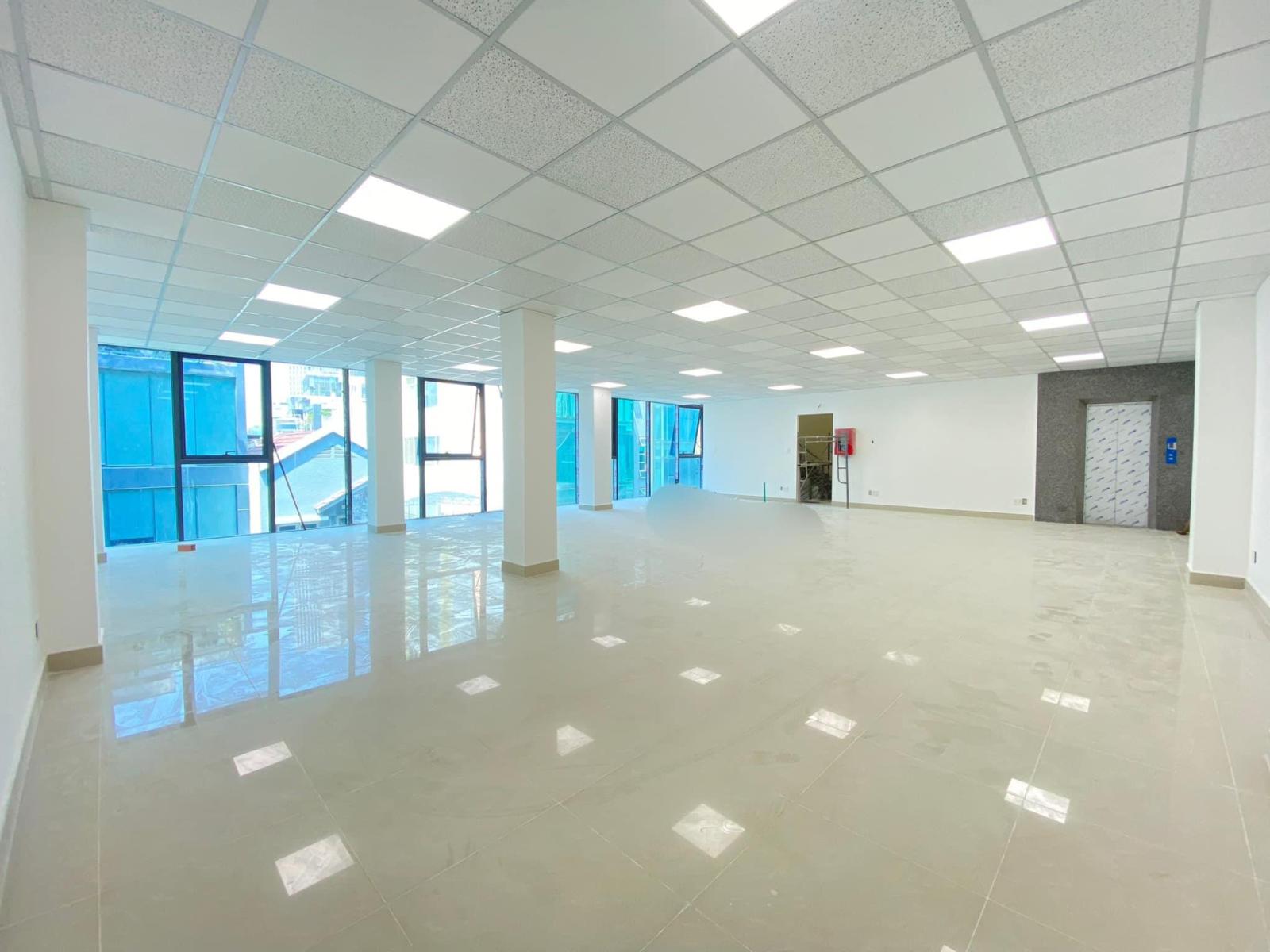 Bán Tòa Nhà 340m2 : 353/8 Nguyễn Trọng Tuyển, phường 1, Tân Bình