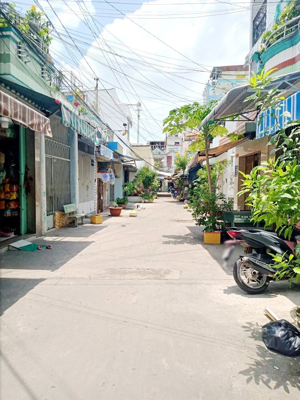 Nhà bán 2 Tầng hẻm 4m thông đường Nguyễn Chế Nghĩa P12Q8