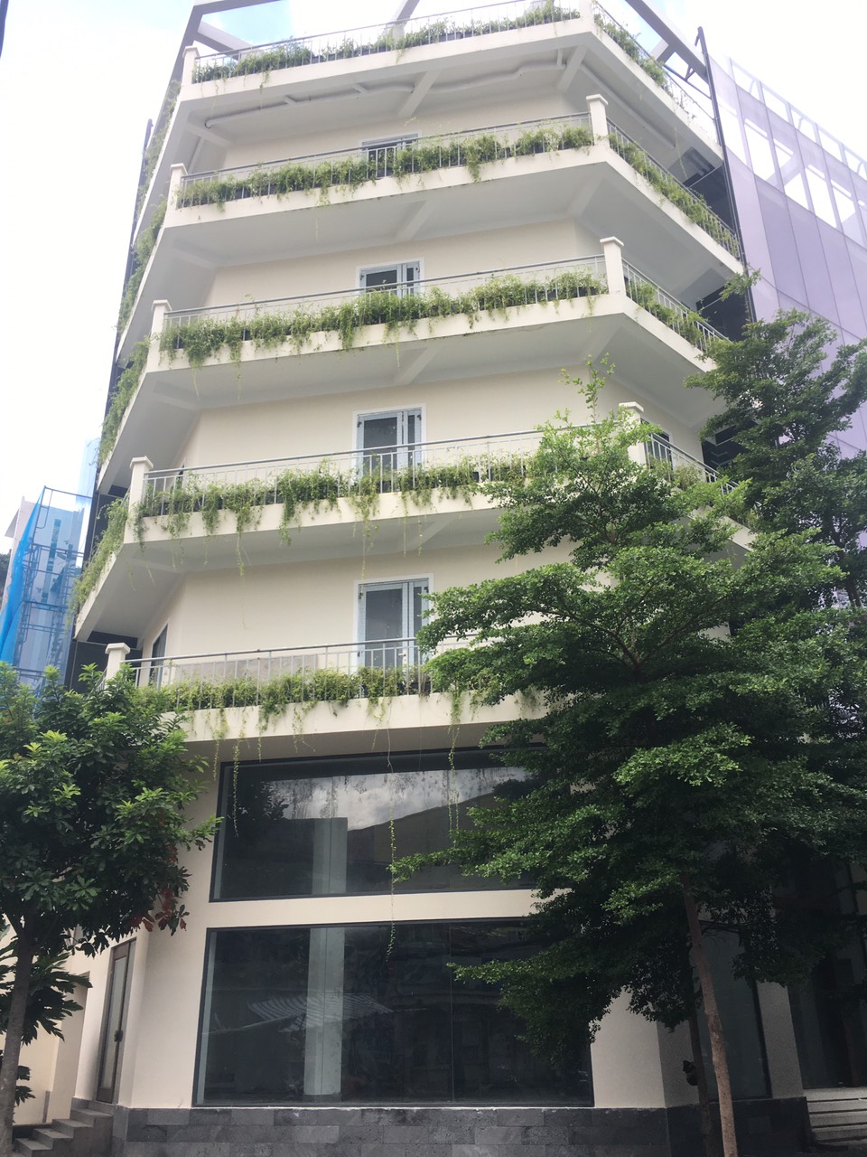 Bán toà nhà Hầm 8 Tầng, đg Lê Văn Sỹ, P14, Q3. Giá: 64 tỷ