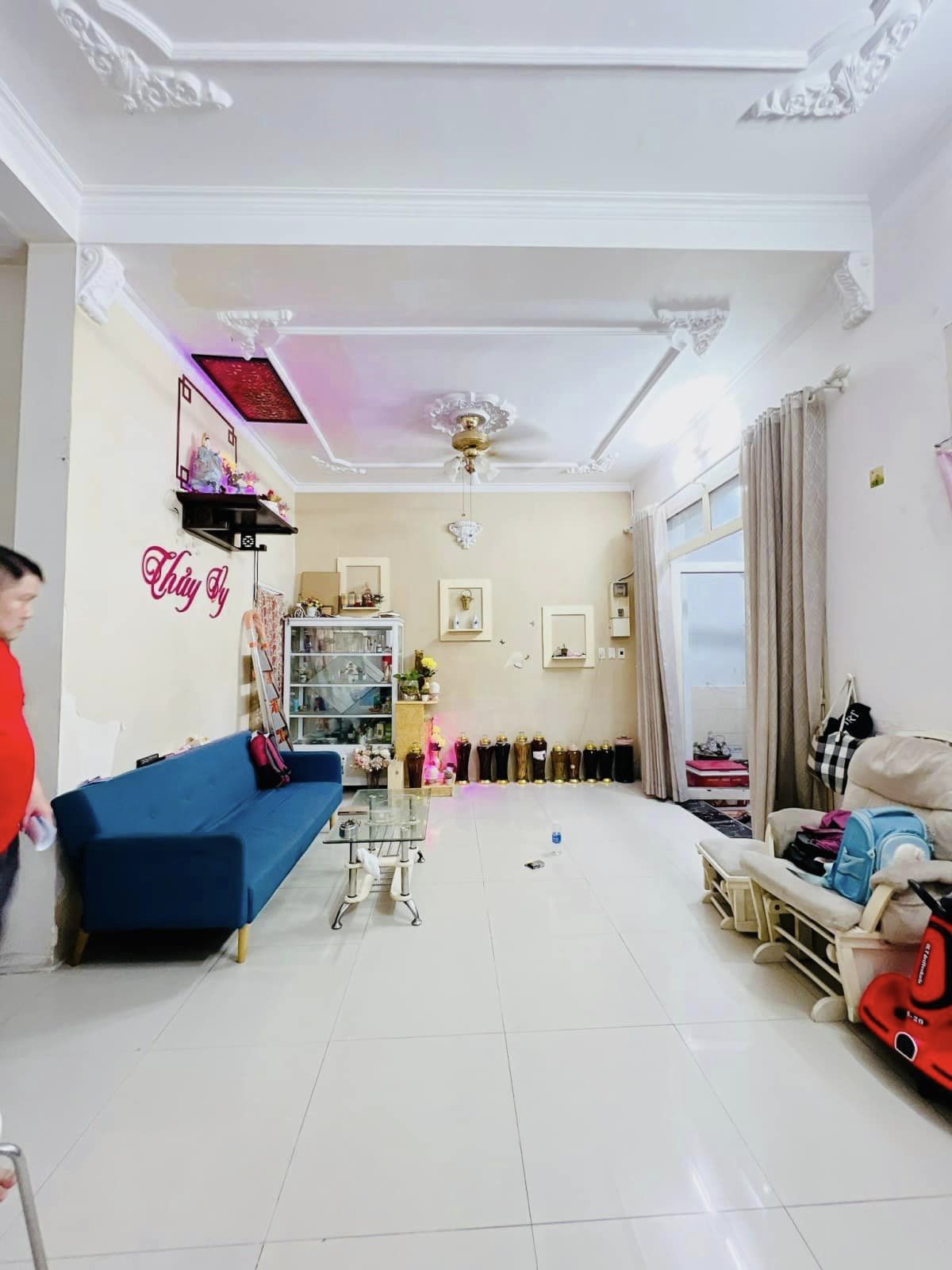 XE HƠI NGỦ TRONG NHÀ - NGANG SIÊU KHỦNG - 101M - 3 TẦNG ĐẸP - CHỈ 9 TỶ - TÔN THẤT THUYẾT - Q4 -