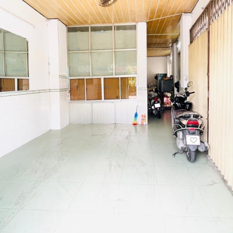 Bán rẻ nhà phố 2 mặt tiền 4 x 17m Kim Biên Quận 5 TP.HCM