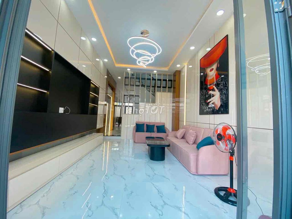 ĐỊNH MỸ, bán gấp nhà khu vip Nguyễn Minh Hoàng mặt tiền 10m, K300 chỉ 12.5 tỷ TL