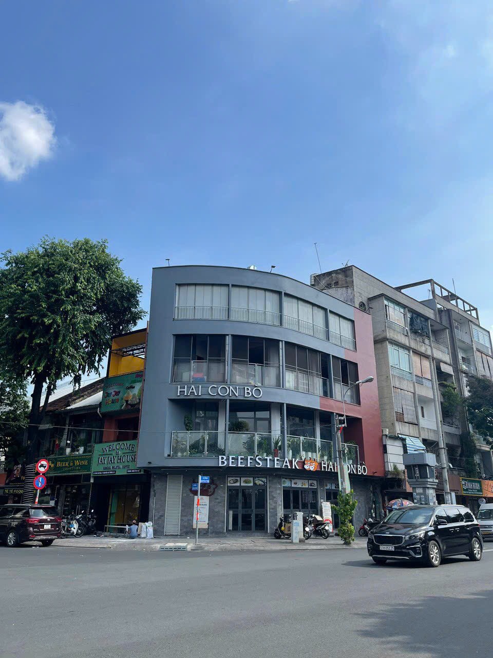 Bán nhà góc 2 mặt tiền Âu Cơ,Tân Bình.DT  9,2x 19m, 5 tầng, HĐT 140tr/th. giá bán 28 tỷ
