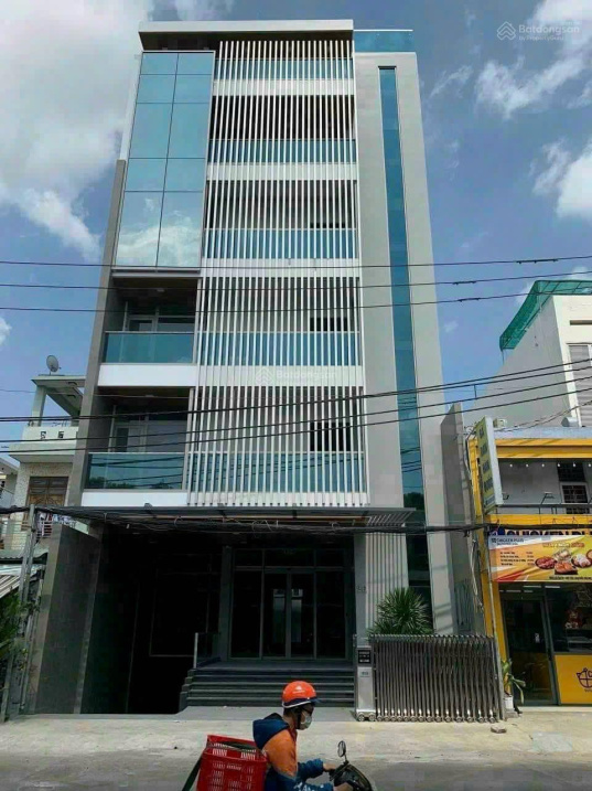 Bán building siêu vị trí mặt tiền Phổ Quang 8 x 28m hầm + 10 lầu hđt: 220 triệu/tháng giá: 54 tỷ TL