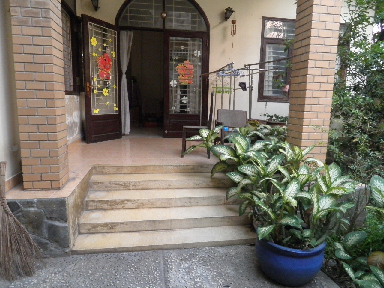 Nhà villa cũ đường Lê Văn Sỹ P13 Q.Phú Nhuận, 6x17 nhà trệt 2 lầu cũ giá chưa tới 150tr/m2