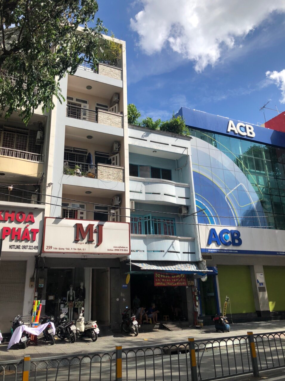 Bán nhà HXH 6m -339 Tô Hiến Thành Q.10, DT: 4x15m, 3 tầng, giá 12.5 tỷ