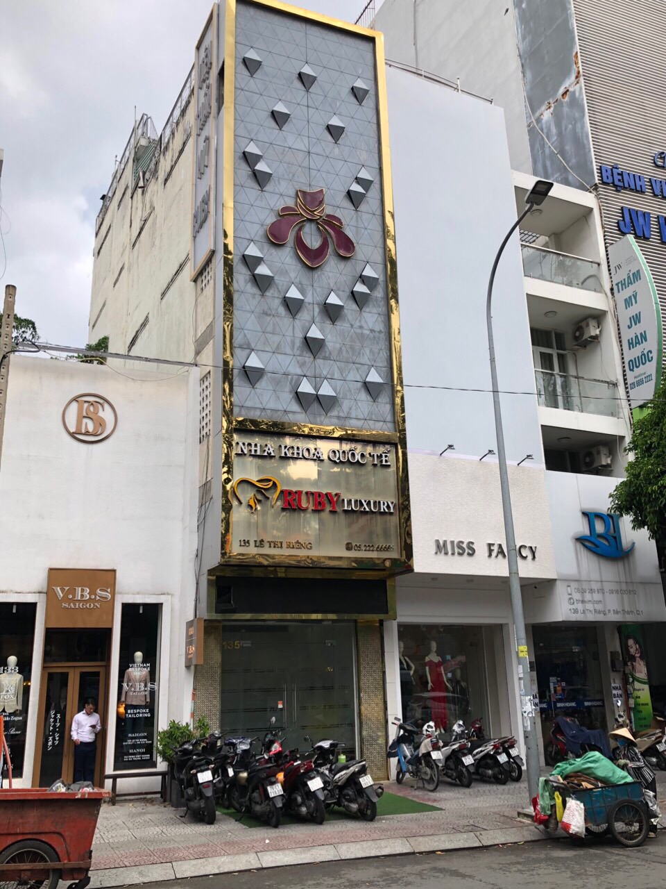 Nhà mặt tiền nội bộ 8m -7A Thành Thái, DT: 4x10m, 5 lầu, giá 9.5 tỷ