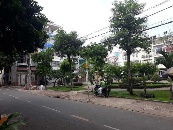 siêu phẩm nhà MT Bàu Cát 3, ngay công viên 4x14m, giảm 2 tỷ chỉ còn 11,6 tỷ