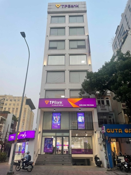 Tòa building sầm uất-MT Lê Đại Hành-5x22m -hầm 8 tầng-HĐ: 110 triệu/th-30 tỷ