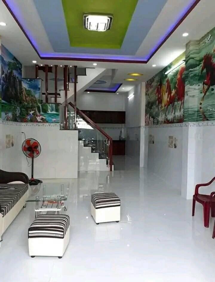 Cấp cứu chủ đất ngộp cần bán gấp căn nhà Hóc môn 760tr/110m2 ở đường Song Hành , Tân Hiệp, Hóc Môn.