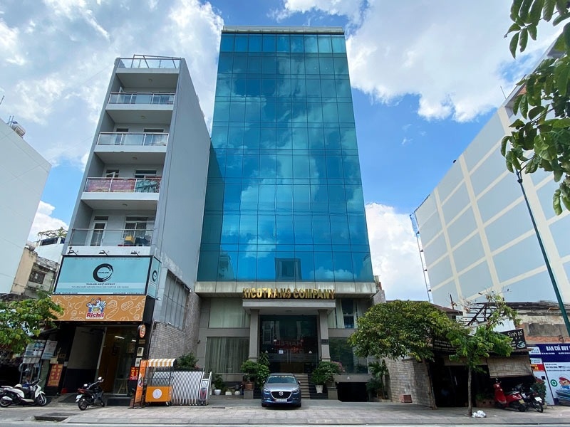Góc 2MT Phan Xích Long+Nguyễn Công Hoan-DT 8 x 18m-Hầm+6 tầng -HĐT 200 triệu - Giá 65 tỷ