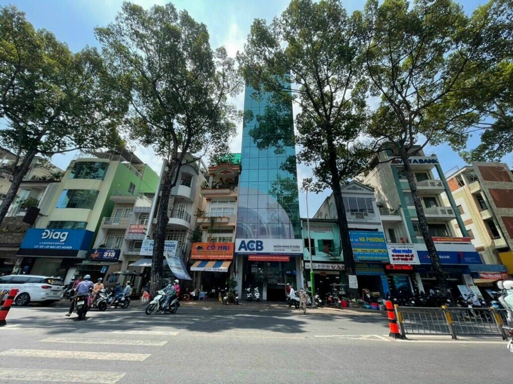 Bán nhà MT Trần Phú, P 8, Q 5, 6,5x22, 9 tầng, HĐT: 150tr, bán 63 tỷ TL