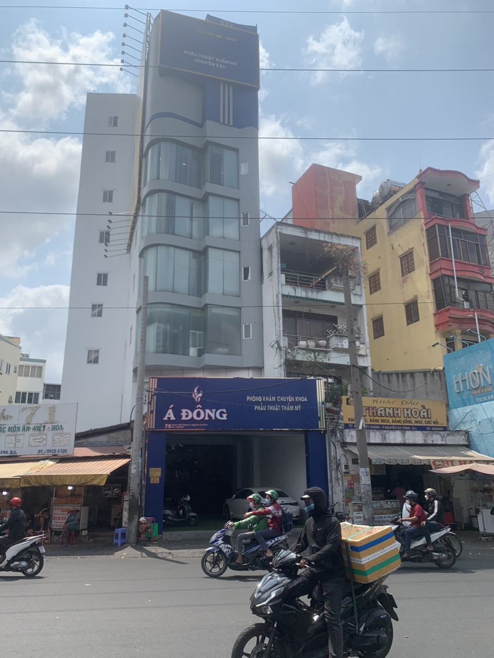 Ngộp Bank Bán gấp MT Nguyễn Đình Chiểu, P.4, Q.3 ( 6,2x23m ), HĐT 120tr giá 45 tỷ.