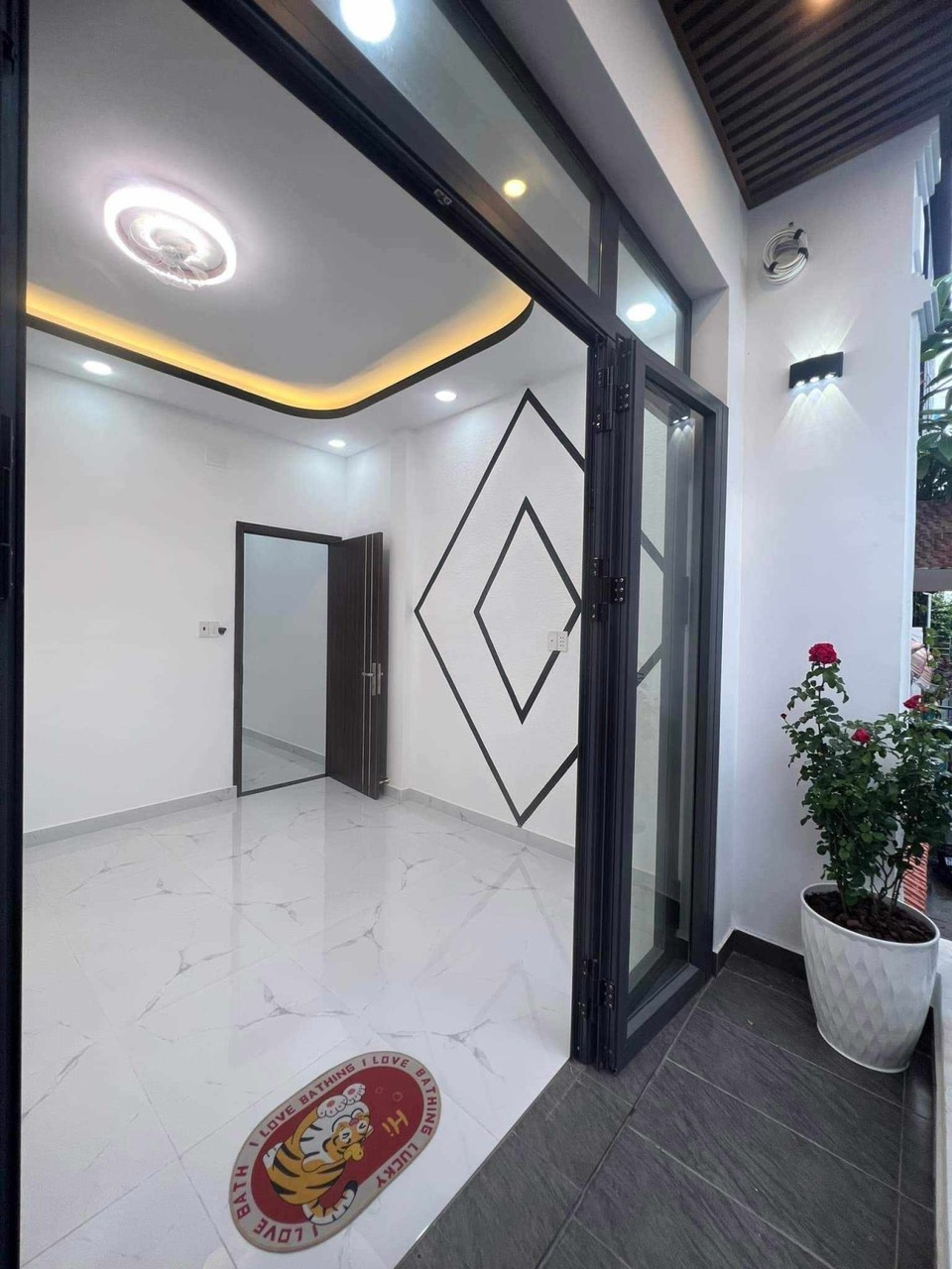 Bán nhà riêng tại Đường Âu Dương Lân, Phường 3, Quận 8, Tp.HCM diện tích 50m2  giá 5.3 Tỷ