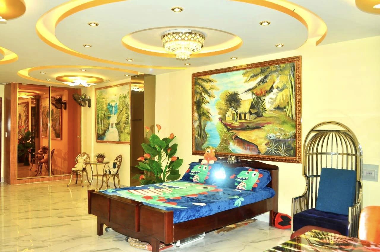 Mặt tiền kinh doanh Nguyễn Văn Cừ, quận 1, full kính, 7 tầng, ngang 5m, giá 31 tỉ nhỉnh