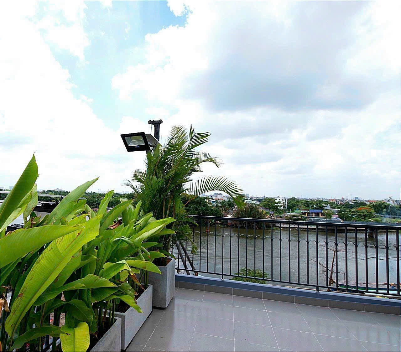 GÒ VẤP - HẺM XE HƠI - VIEW SÔNG - NHÀ MỚI XÂY T6/2023 FULL NỘI THẤT