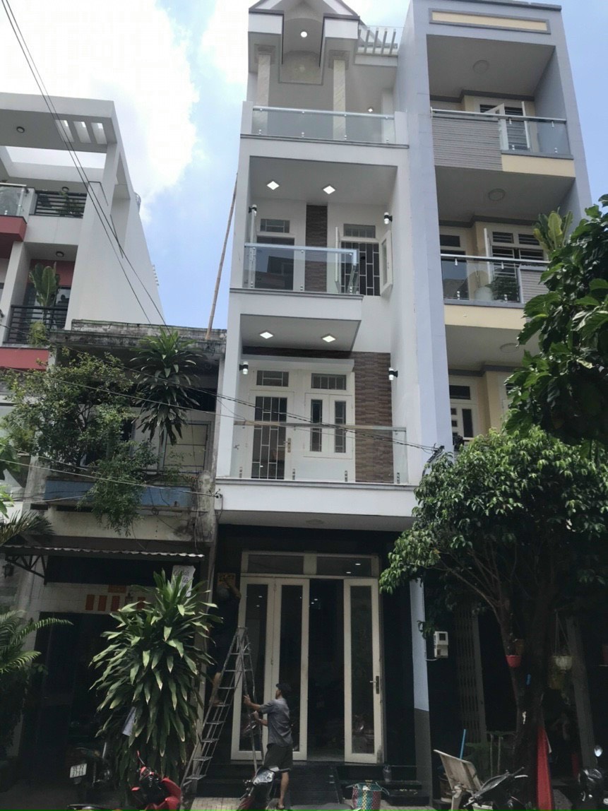 Bán nhà hẻm thông 6m khu nhà lầu đường Nguyễn Quý Anh, DT 4x14m, 2 lầu có sân thượng