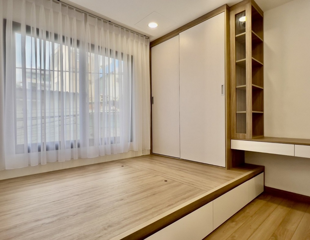 NHỈNH 2 TỶ CÓ NHÀ ĐẸP, HIỆN ĐẠI 2 TẦNG BTCT 