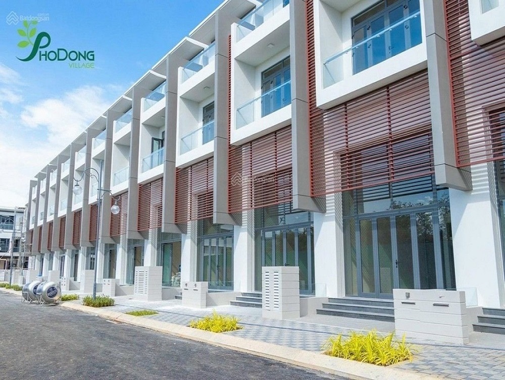 Bán nhà phố có sẵn nội thất KĐT PhoDong Village quận 2, SHR, 10.5 Tỷ. 📞📞 0902 802 803