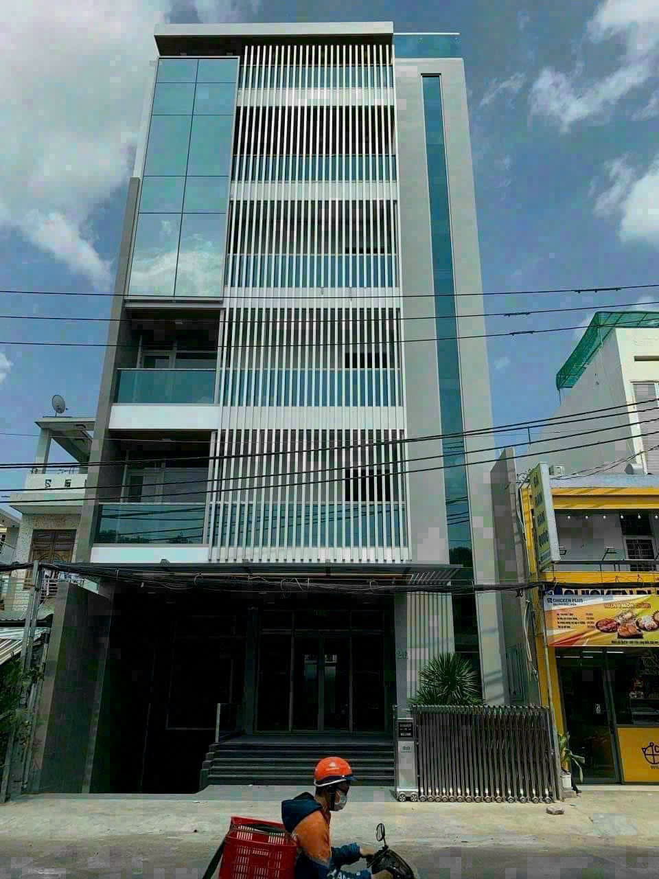 building( 9x20m)- MT Bạch Đằng, Tân Bình -hạ giá sâu chỉ 39,5 tỷ