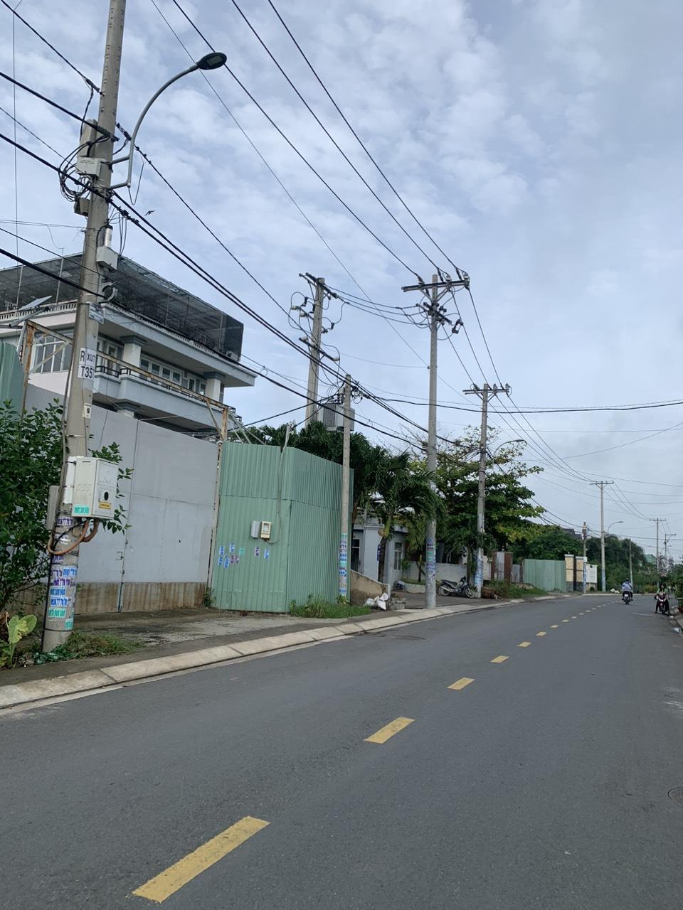Biệt thự 10x53m, XTS Hocmon, 530m, mt nhựa nhỉnh 10 tỷ