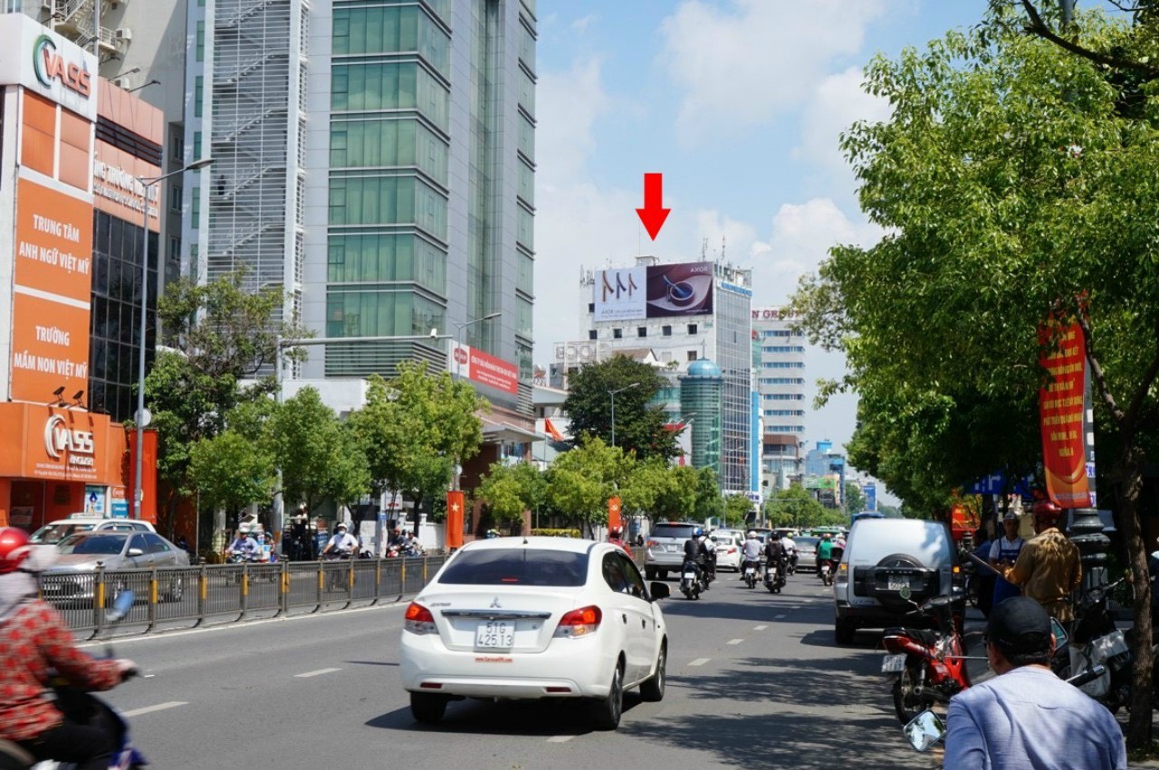 Cần bán nhanh biệt thự kết hợp VP ngay Nguyễn Văn Trỗi, Phú Nhuận, 9x14m; 4 tầng. Giá bán 33 tỷ