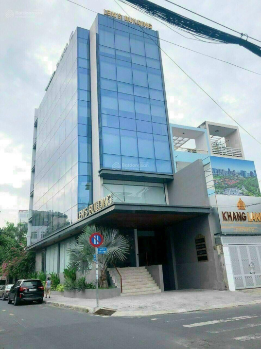 Bán tòa nhà siêu vị trí Nguyễn Thị Minh Khai - DT: 8x18m - 5 tầng - TN: 300 tr/th - Giá: 37 tỷ TL