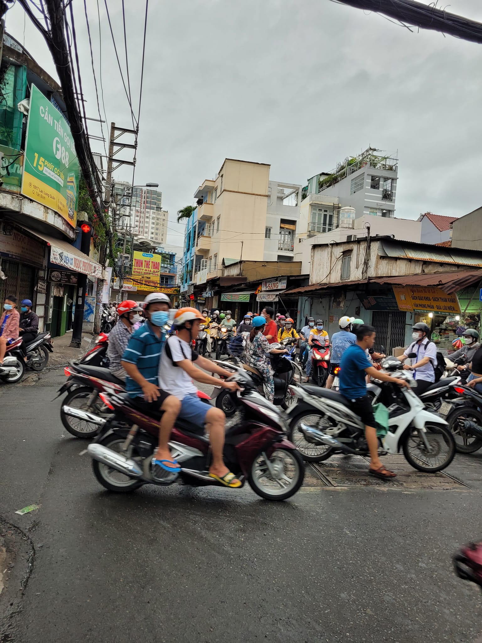 BÁN NHÀ MT Võ Thành Trang, Tân Bình 2 tầng 90m2 (5x18). Kinh doanh đỉnh. Giá chỉ 12,2 tỷ