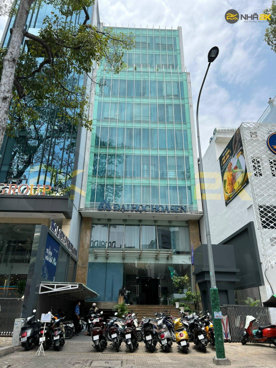 Cần bán gấp tòa nhà văn phòng MT Nguyễn Đình Chiểu Q3. DT: 6.2x24m, Hầm, 5 lầu