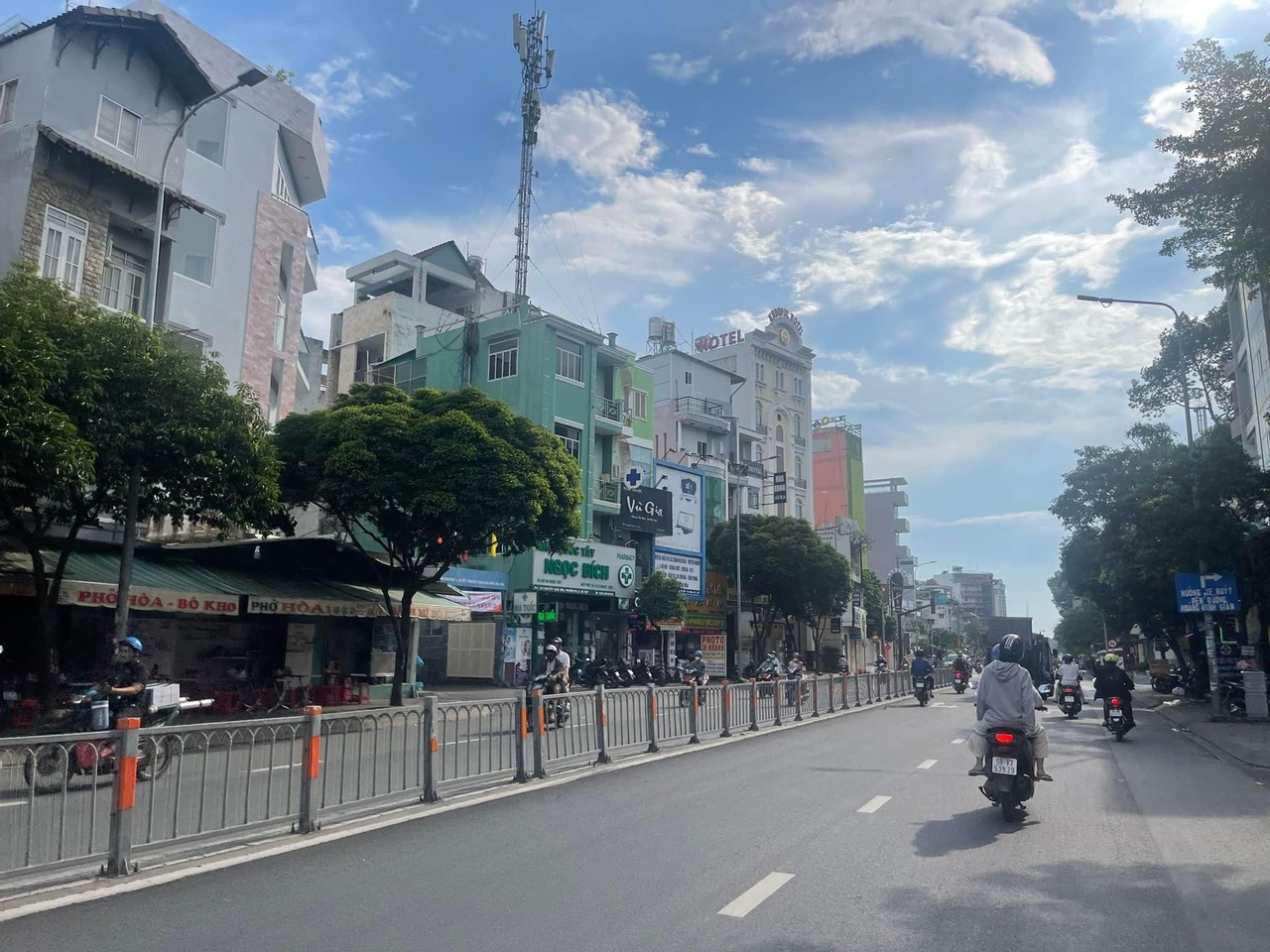 Bán nhà mặt tiền Phan Văn Trị 130m2 ngang 5m ngay KDC Cityland KD tiềm năng 18.5 tỷ