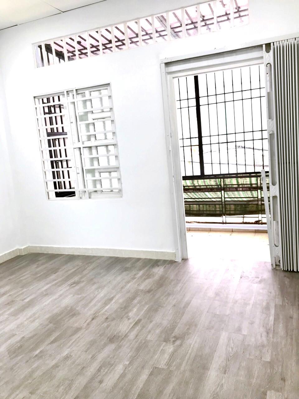 Bán Nhà HXH Cách Mạng Tháng 8, Quận 10, 44m2, 2 Tầng, Chỉ 7.2 Tỷ TL