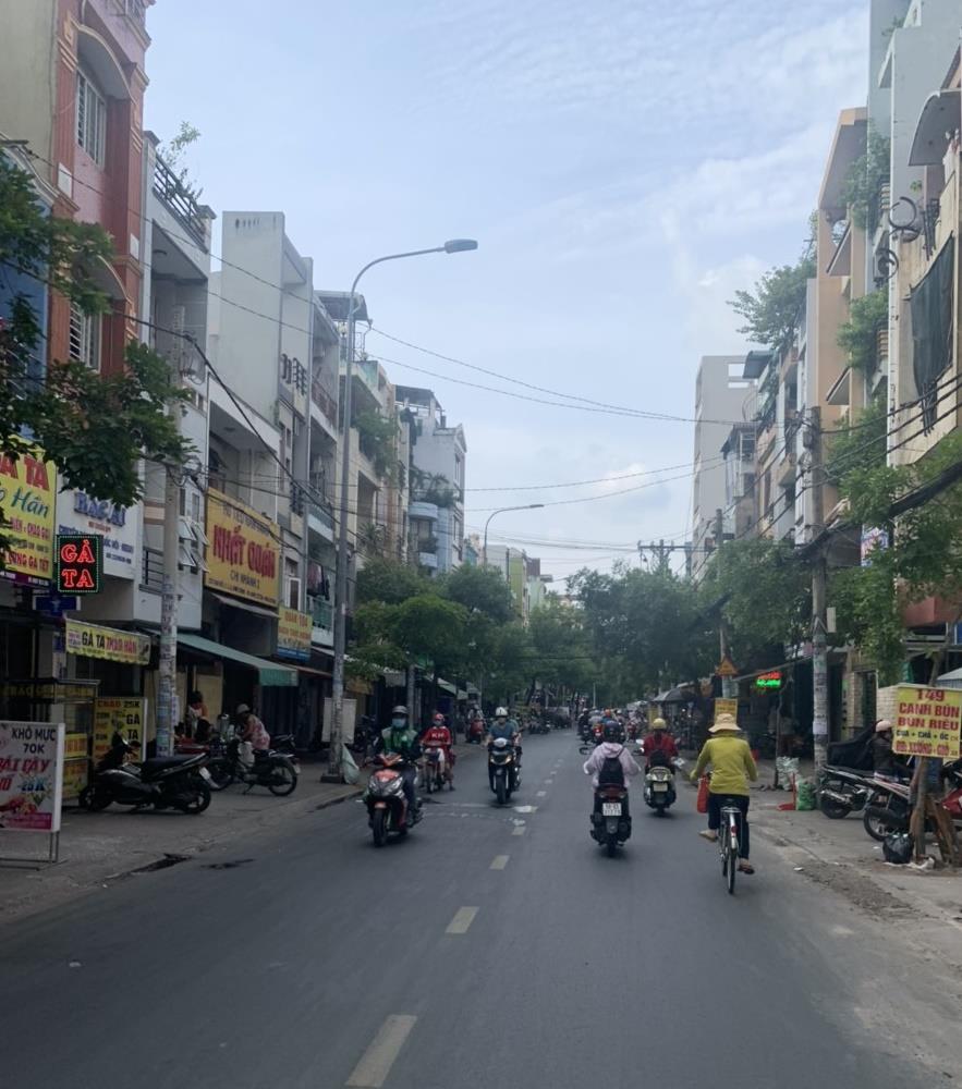 BÁN NHÀ NGAY KHU PHỐ ẨM THỰC VẠN KIẾP-BÌNH THẠNH, DT KHỦNG 200M2 CHỈ 23 TỶ