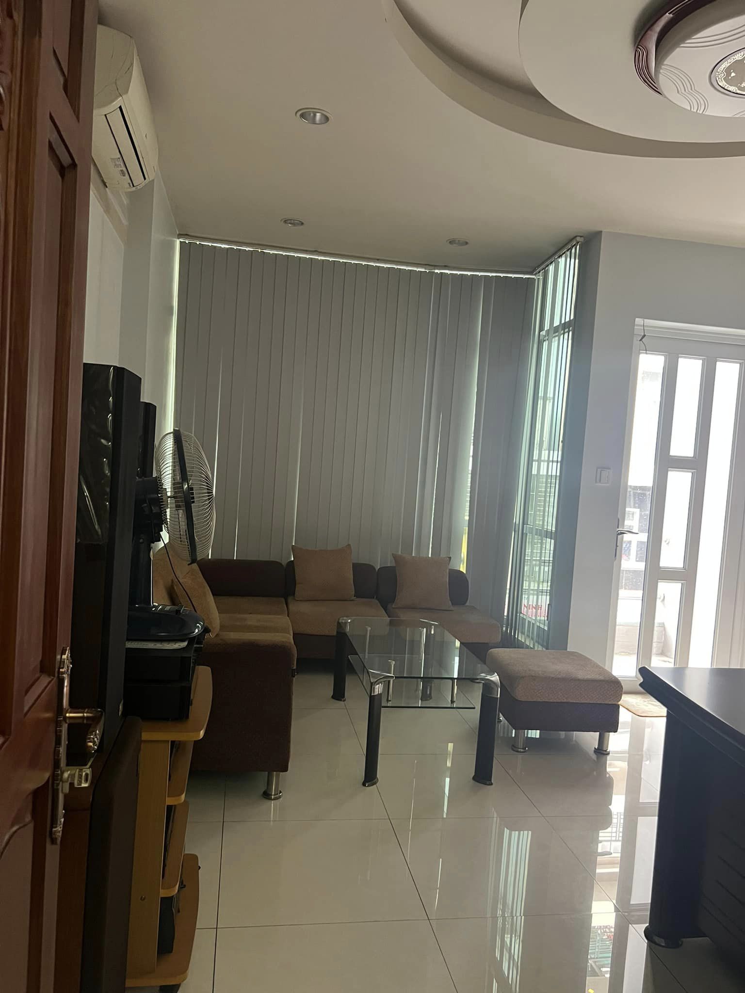 Bán nhà MT Nguyễn Chí Thanh-ngang 4.2m-6 tầng-gần SVĐ Thống Nhất-giá tốt