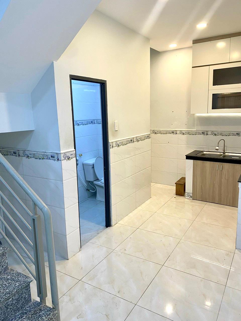 Bán Nhà HXH Cách Mạng Tháng 8, Quận 10, 38m2, 2 Tầng, Chỉ 5.15 Tỷ TL