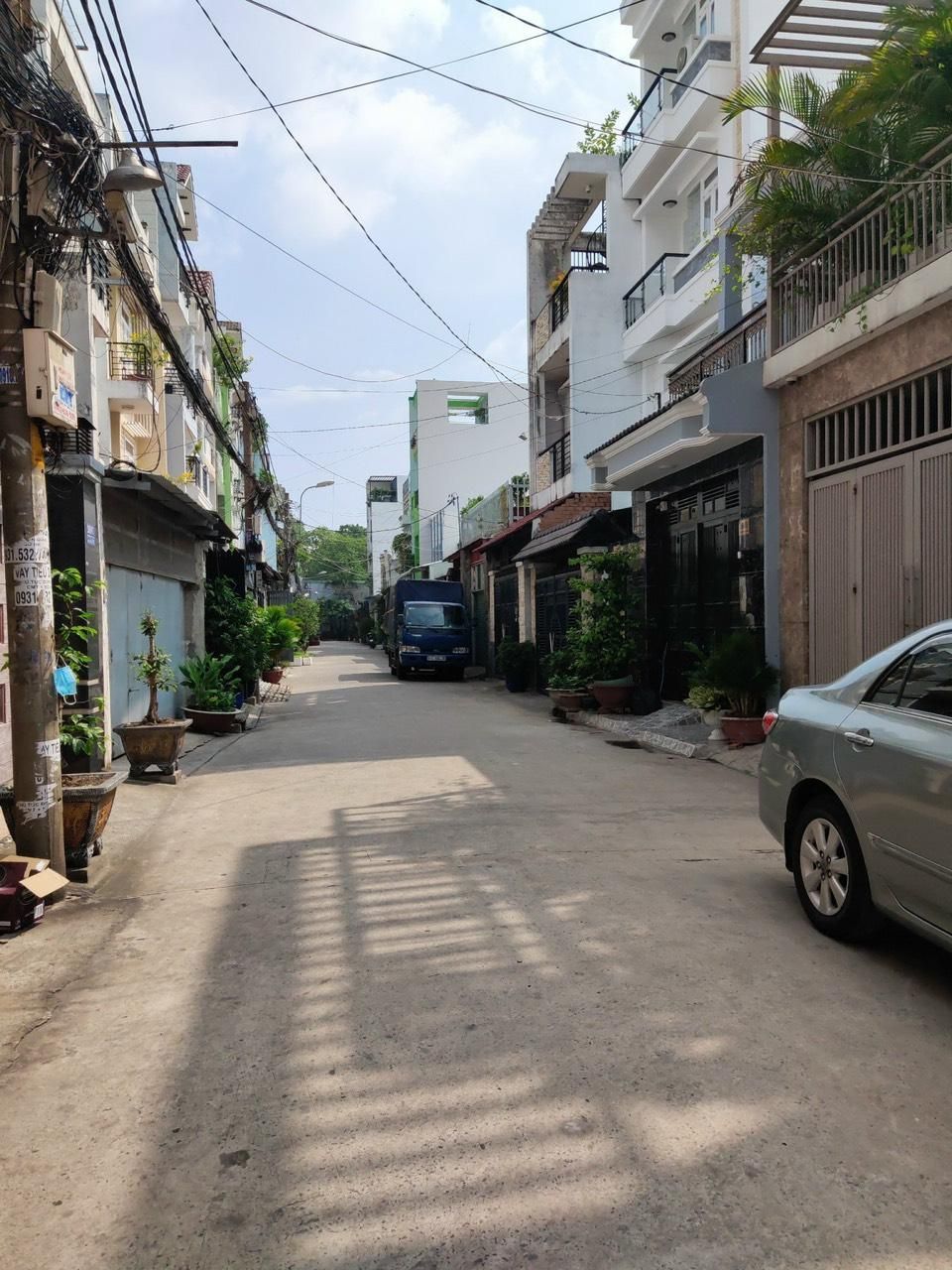 Kẹt tiền bán gấp nhà  Phan Huy Ích, Phường 12, Quận Gò Vấp, dt 12x30 giá 25,5 tỷ