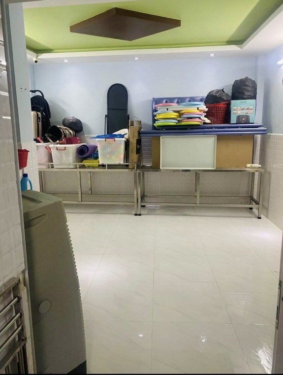 Bán Nhà Gấp HXH Bà Hom, Quận 6, 90m2, 3 Tầng, Chỉ 5.6 Tỷ TL