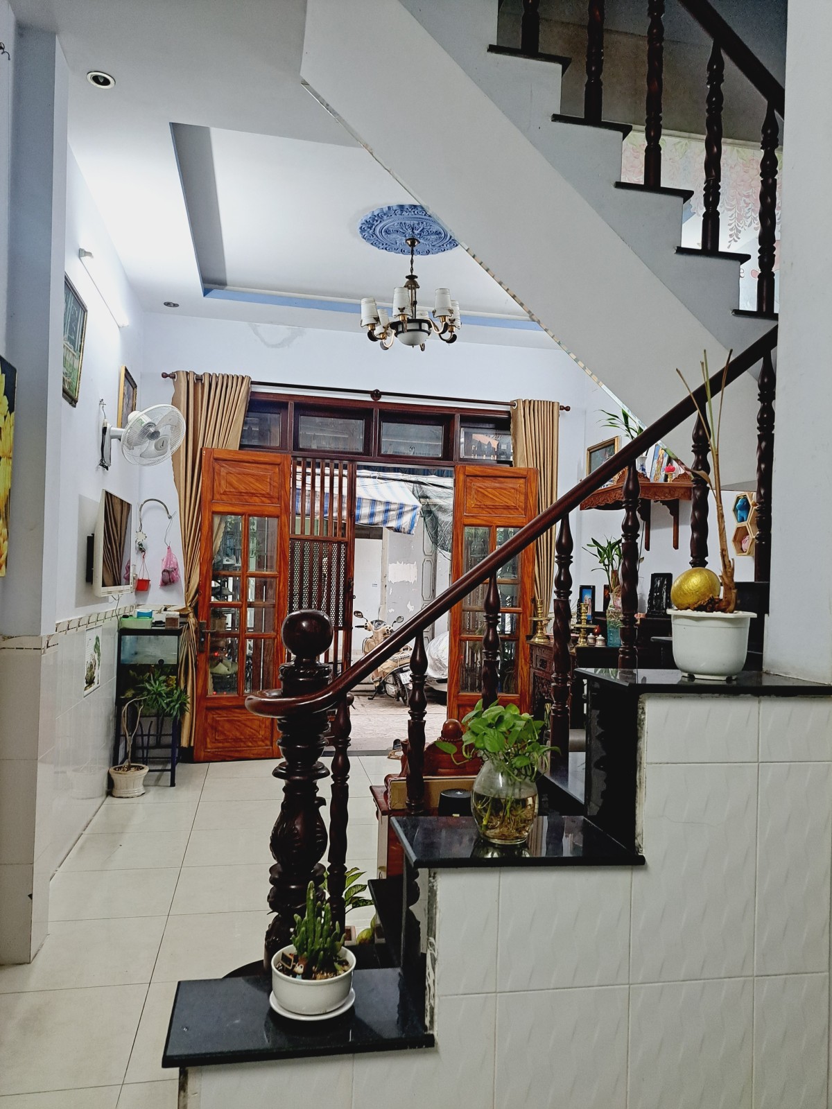 bán gấp nhà HXH đẹp, 4 tầng, tặng nội thất  đường 26-3  Bình Tân, khu VIP chỉ  4.x tỷ. 