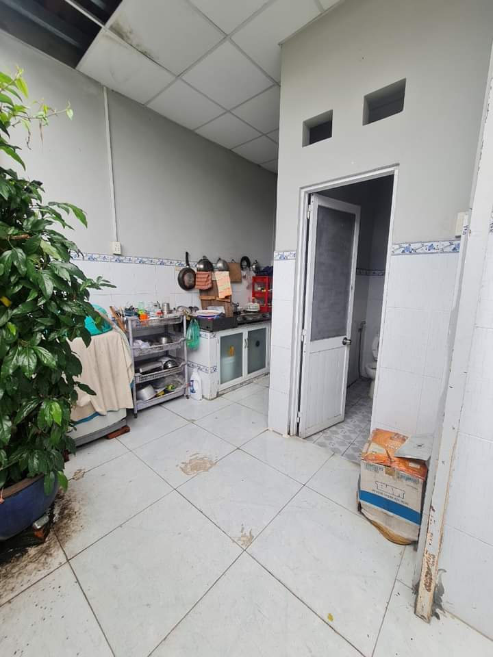 NHÀ LÔ GÓC 2 MẶT HẺM XE HƠI THÔNG, THOÁNG MÁT – 3,2 TỶ