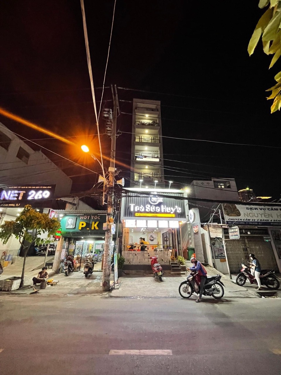 Bán toà nhà mặt tiền Lê Văn Lương -p.Tân Hưng - Quận 7 ngay góc Nguyễn Thị Thập , DT 246m xây 1 hầm + 7 tầng