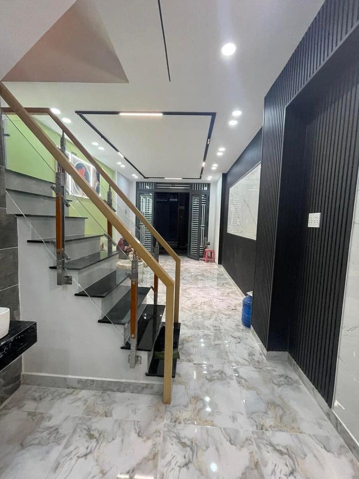 SIÊU PHẨM NHÀ MỚI Ở NGAY - FULL NỘI THẤT CAO CẤP - 3 TẦNG - 4x11M - CHƯA TỚI 5 TỶ